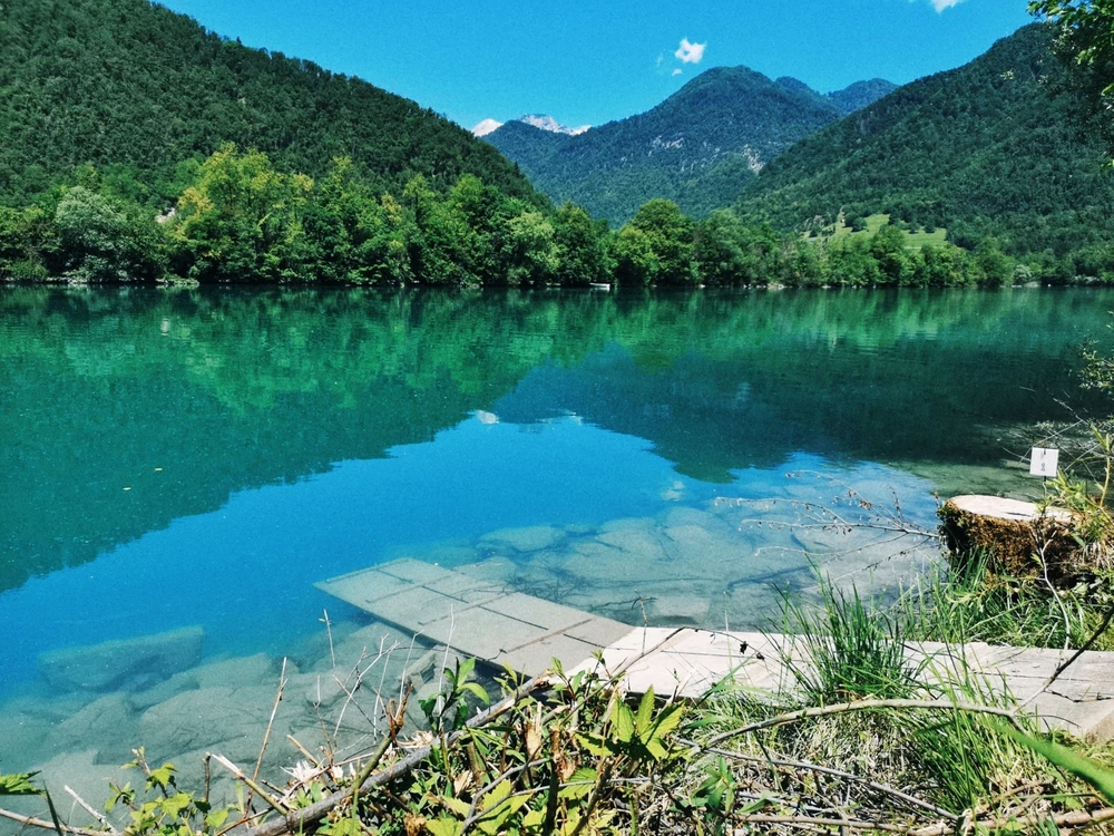 GIF naložil Lera
