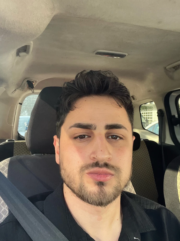 Burak tarafından yüklenen GIF