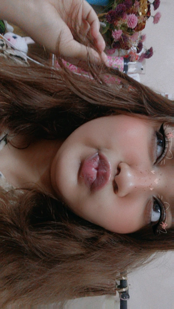GIF uploaded by Nikita