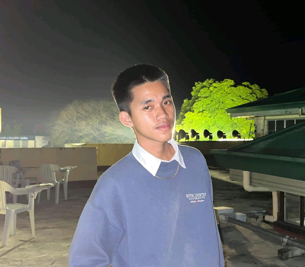 GIF uploaded by Nav