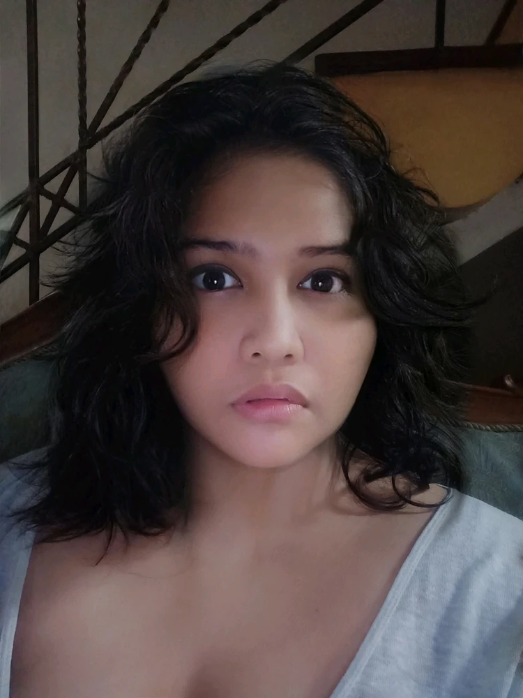 GIF uploaded by Natalliaz Natnat