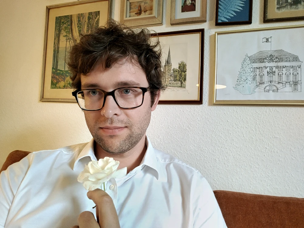 GIF uploaded by Jonas