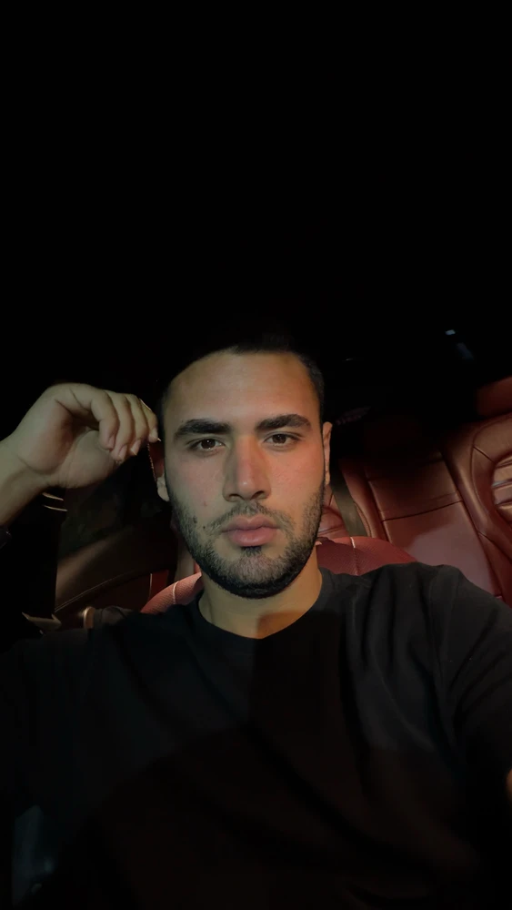 Hakan tarafından yüklenen GIF