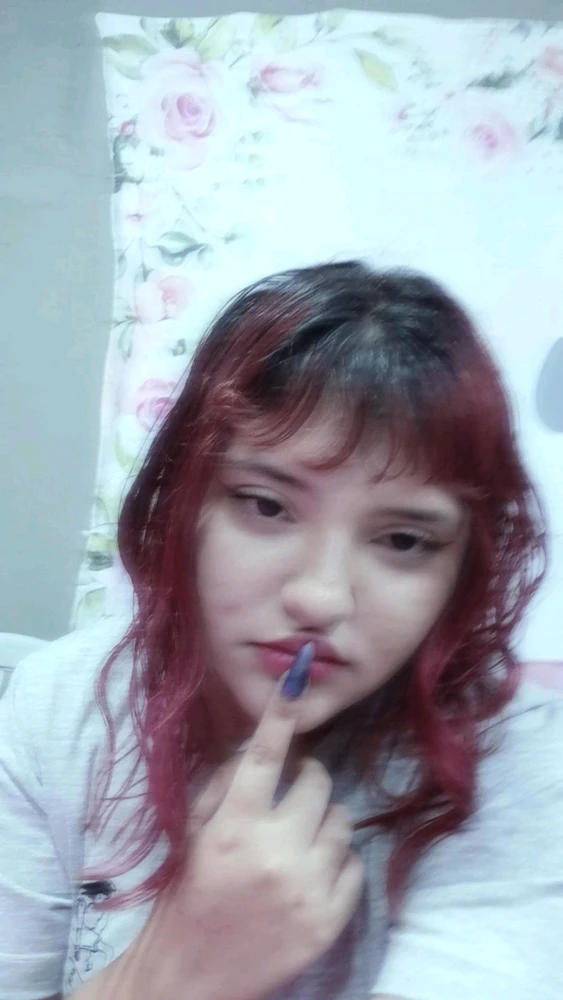 GIF uploaded by Luna