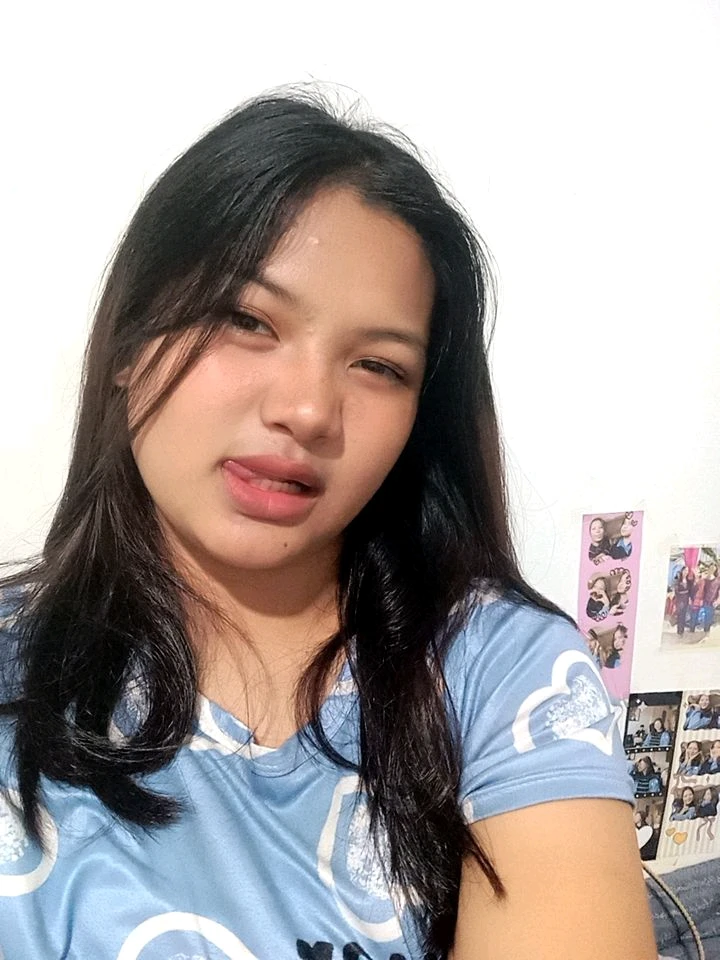 GIF uploaded by valen