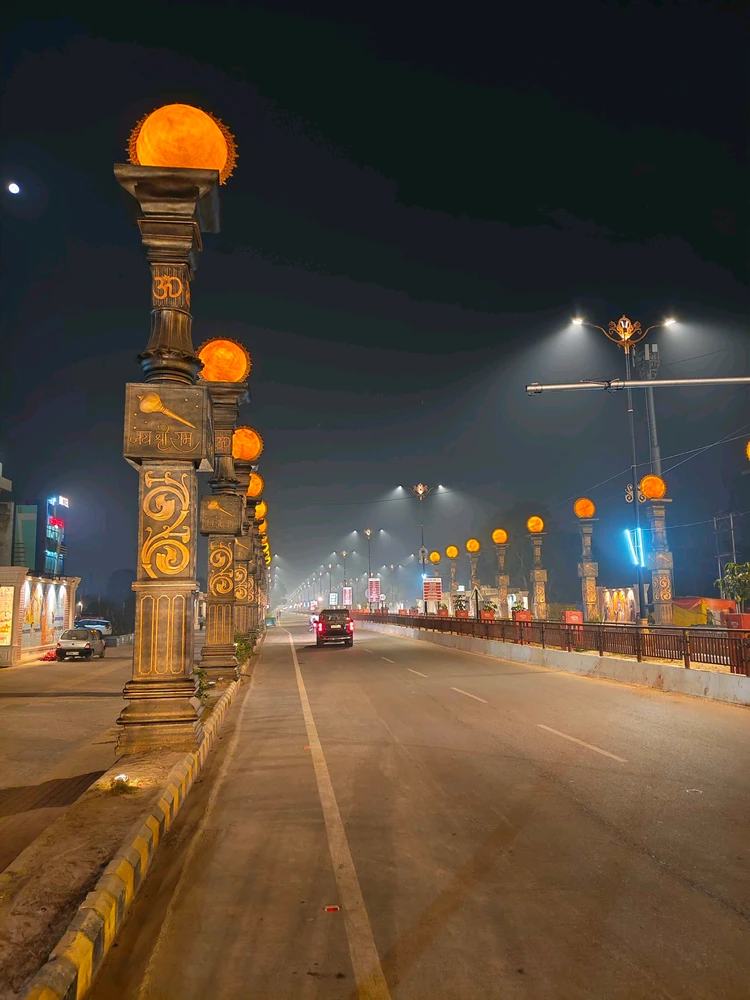 AJ द्वारा अपलोड किया गया GIF