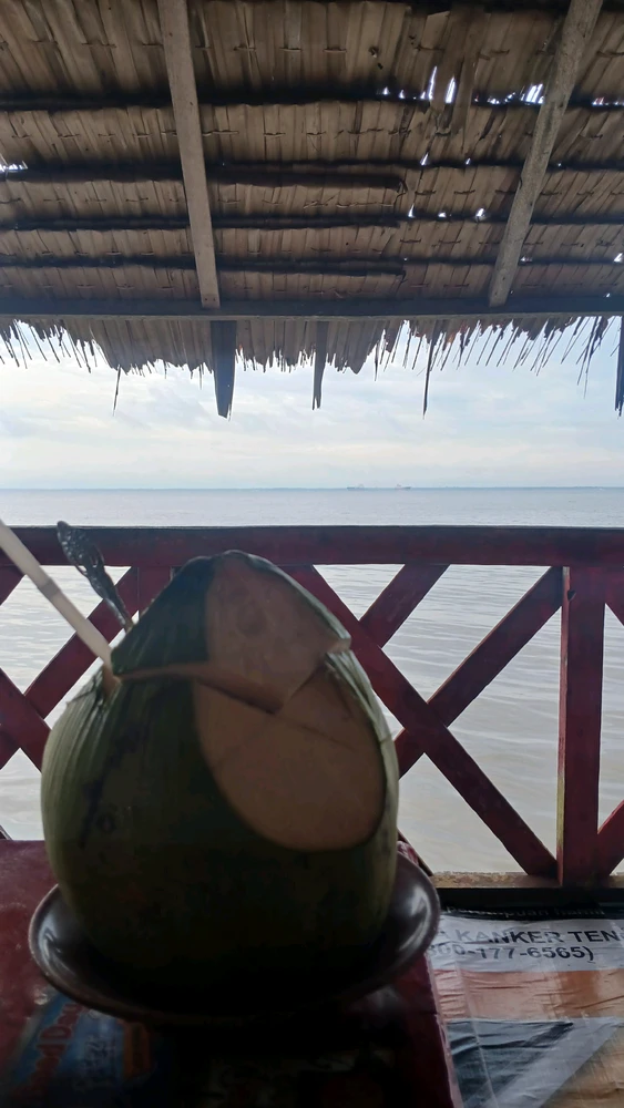GIF uploaded by Anda