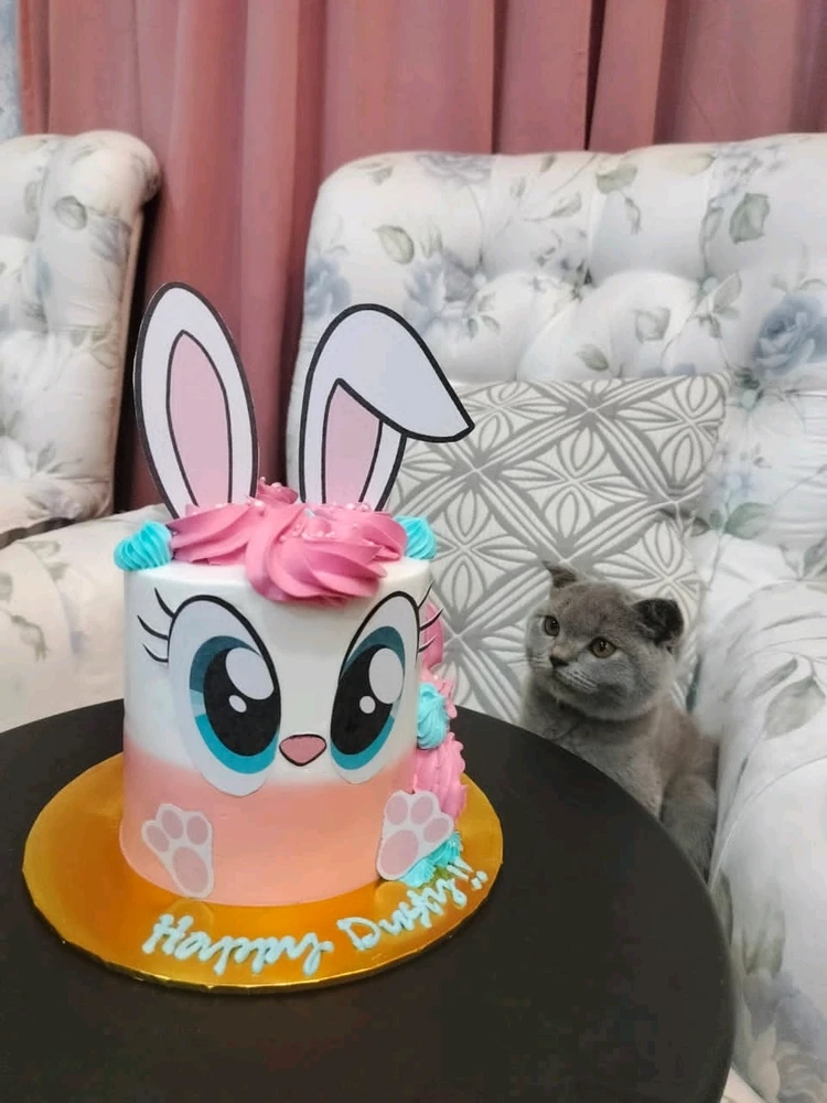 GIF uploaded by Samantha