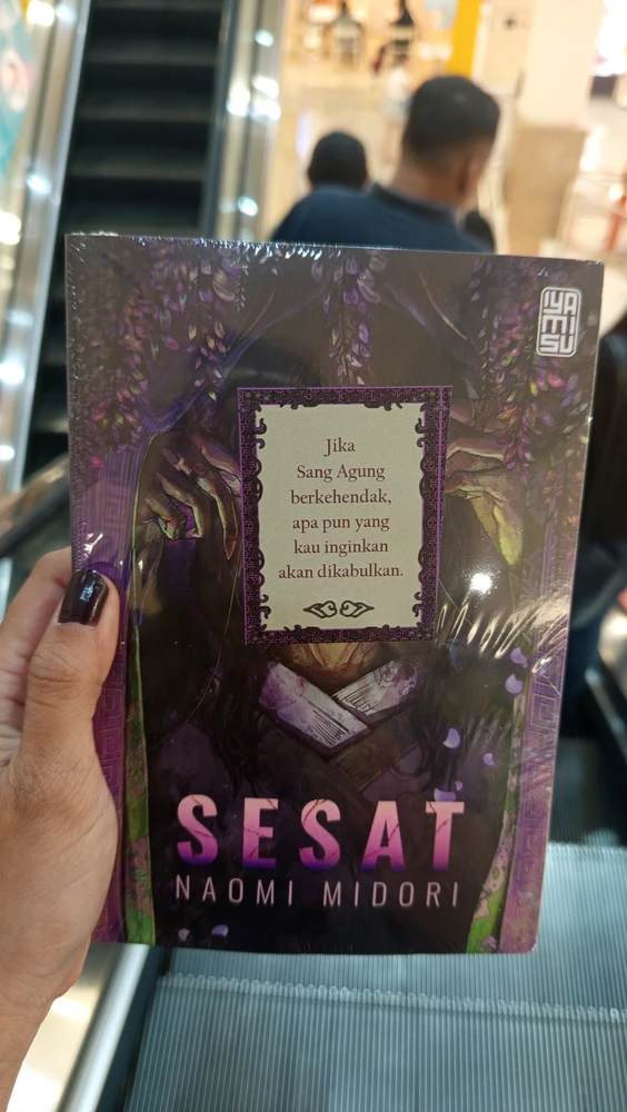 GIF diunggah oleh Hera
