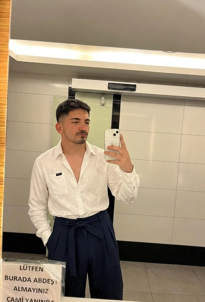 Hakikat tarafından yüklenen GIF
