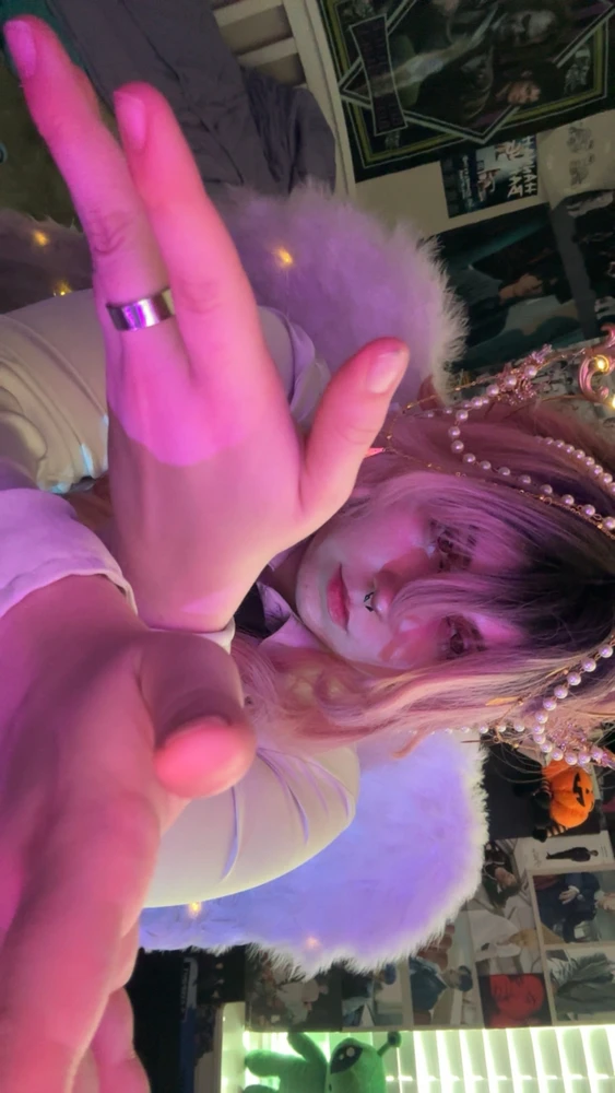 GIF uploaded by Kaz