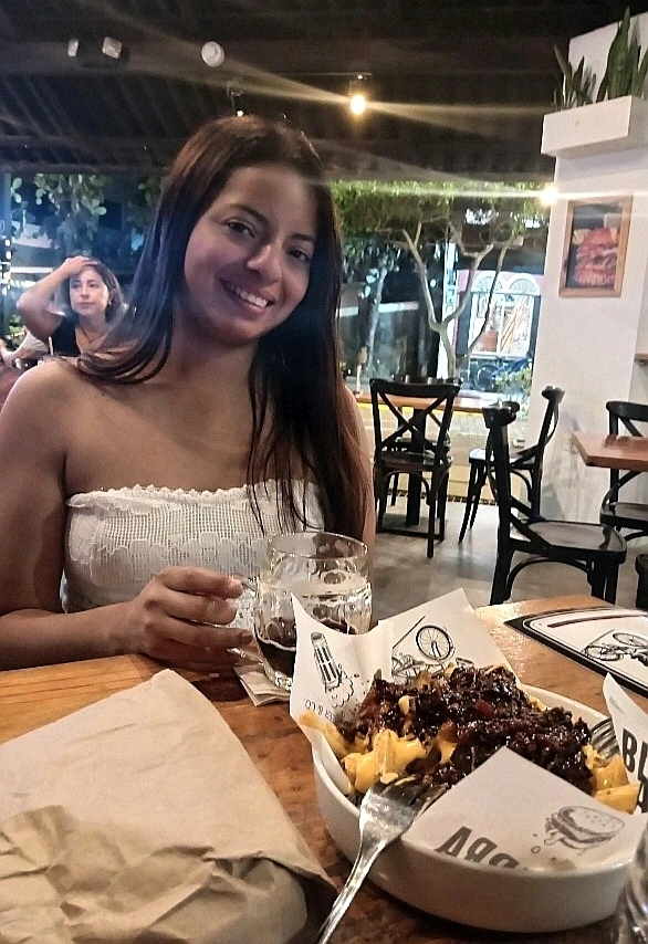 GIF uploaded by Nathaly