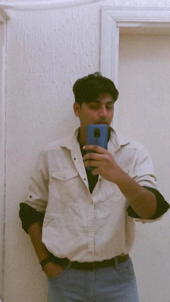 GIF na in-upload ni Irfan khan