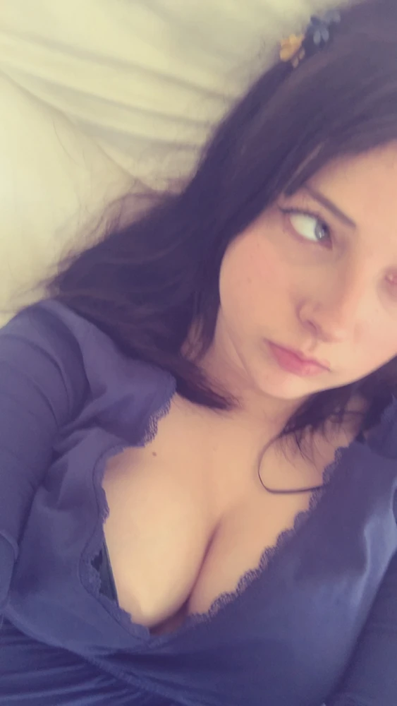 GIF uploaded by Maia