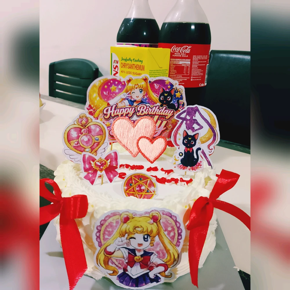 GIF uploaded by Samantha