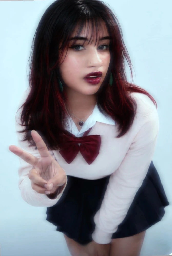 GIF uploaded by Yueyue