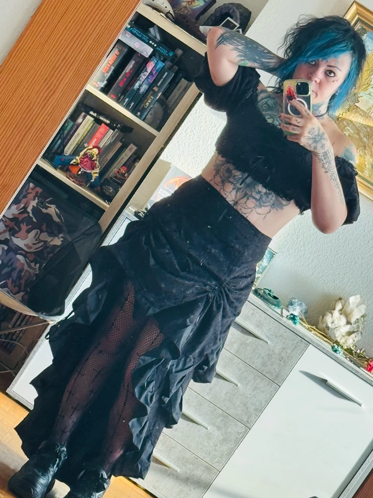 GIF uploaded by Alyssia