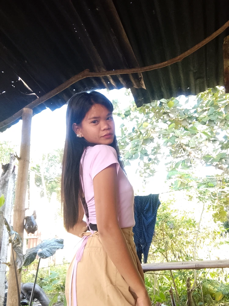 GIF uploaded by Lalaine