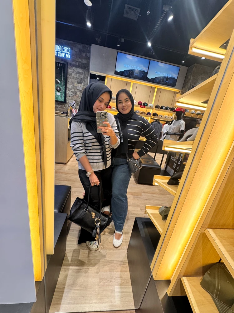 GIF diunggah oleh Relvira
