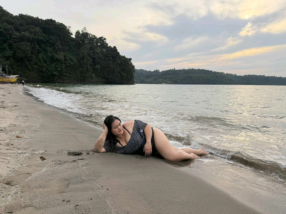 GIF uploaded by Ady