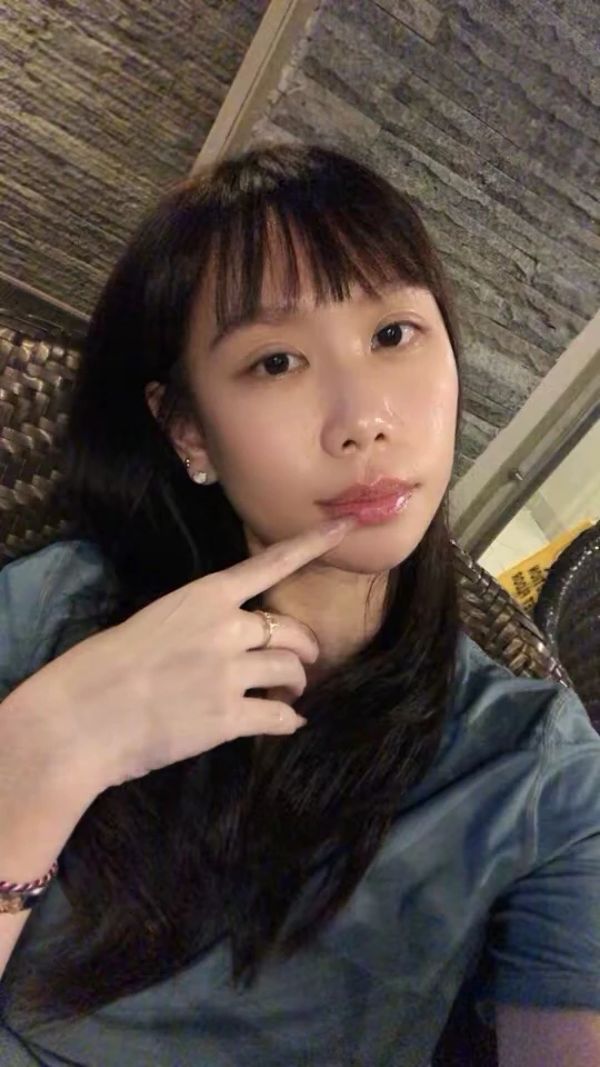 GIF uploaded by Bebby