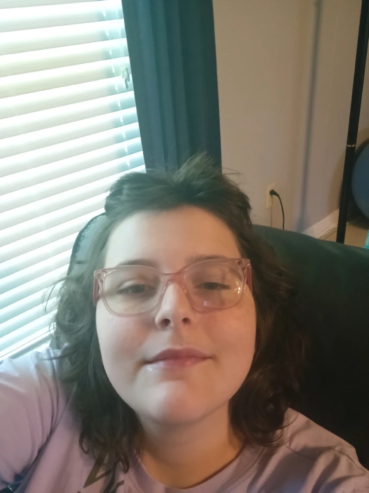 GIF uploaded by Charlotte