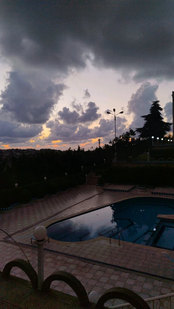 GIF uploaded by Alexie