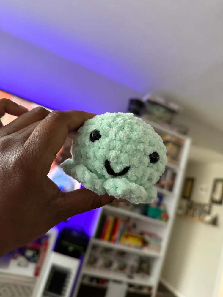 GIF uploaded by Yara