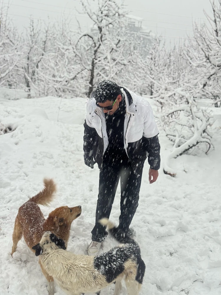 GIF uploaded by Aryan