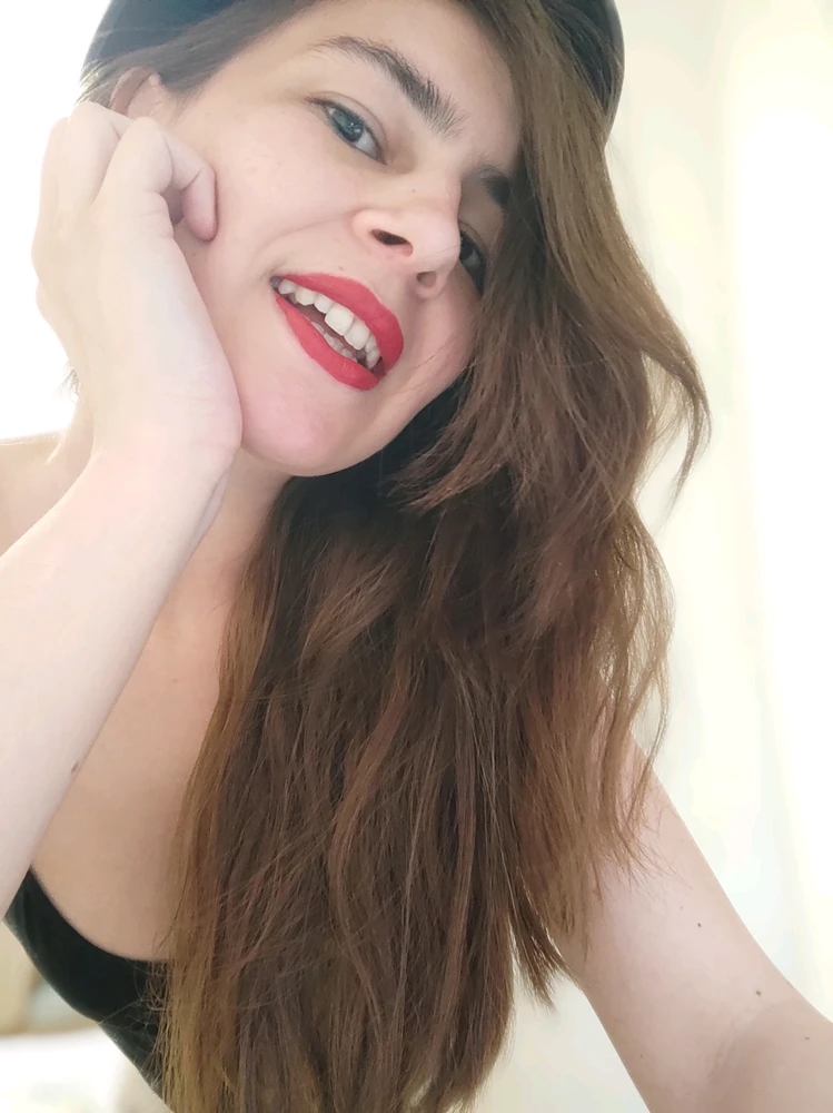 GIF uploaded by Ivana