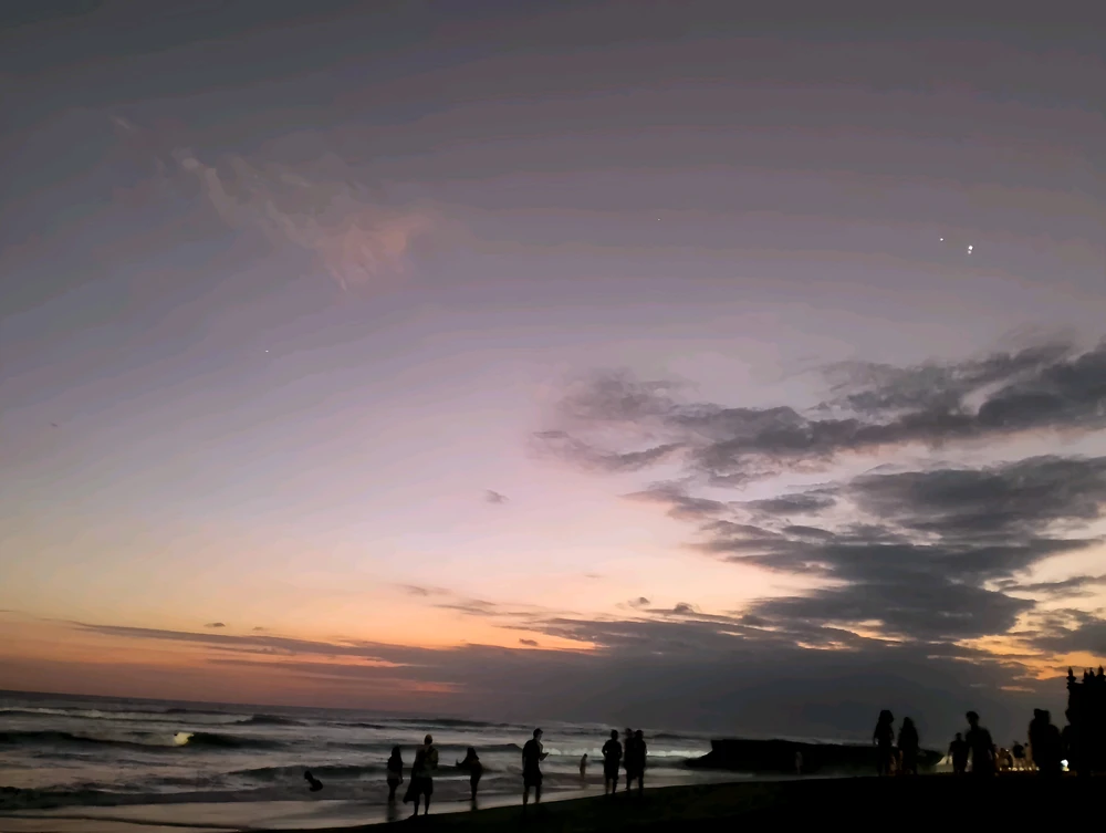 Gambar diunggah oleh nara