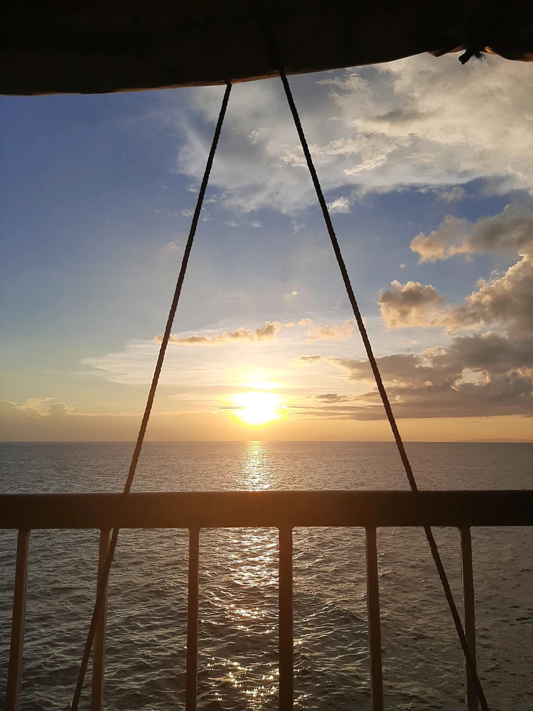 GIF uploaded by Mhirra