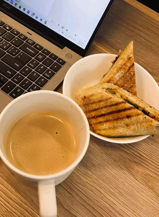 GIF lastet opp av 𝑨𝒏𝒆𝒆𝒍..
