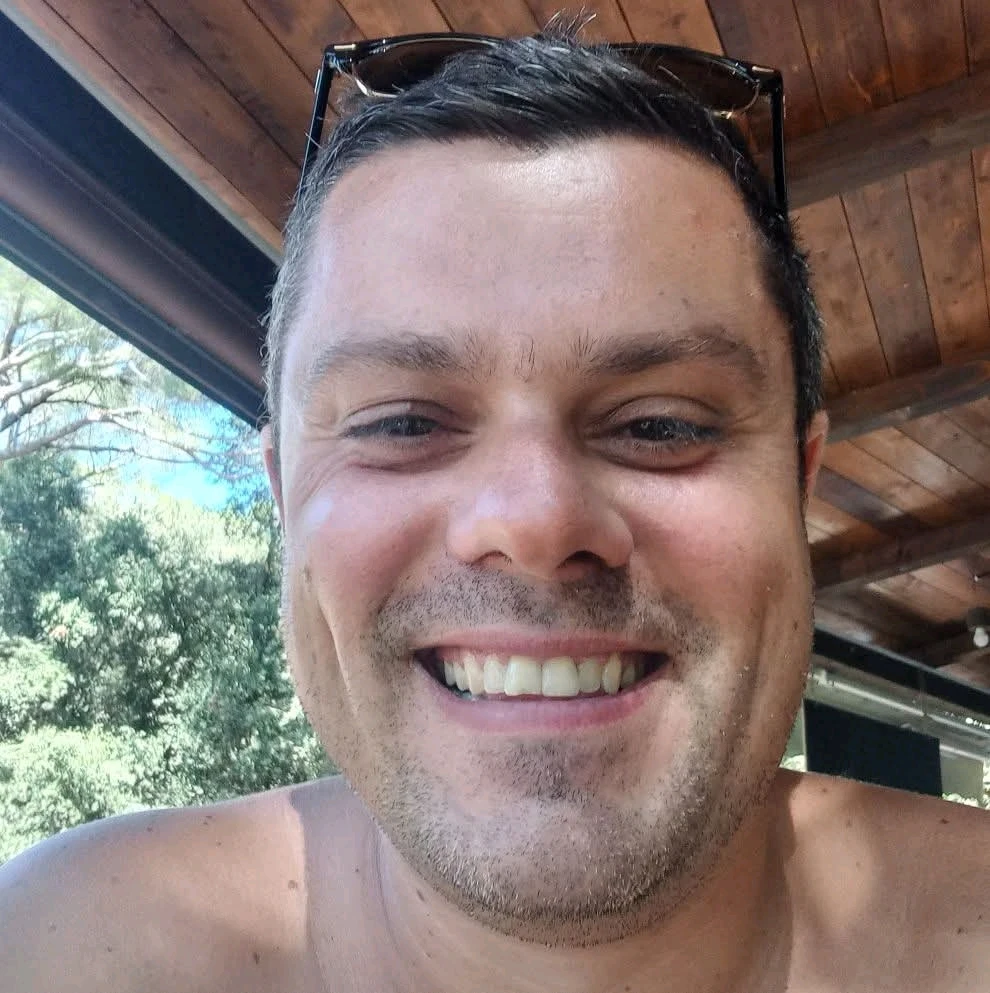 Petar๋์ด ์ฌ๋ฆฐ GIF