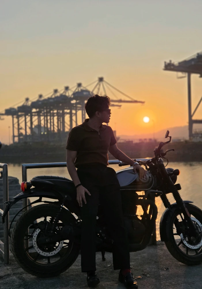 GIF uploaded by Tejas Kamble