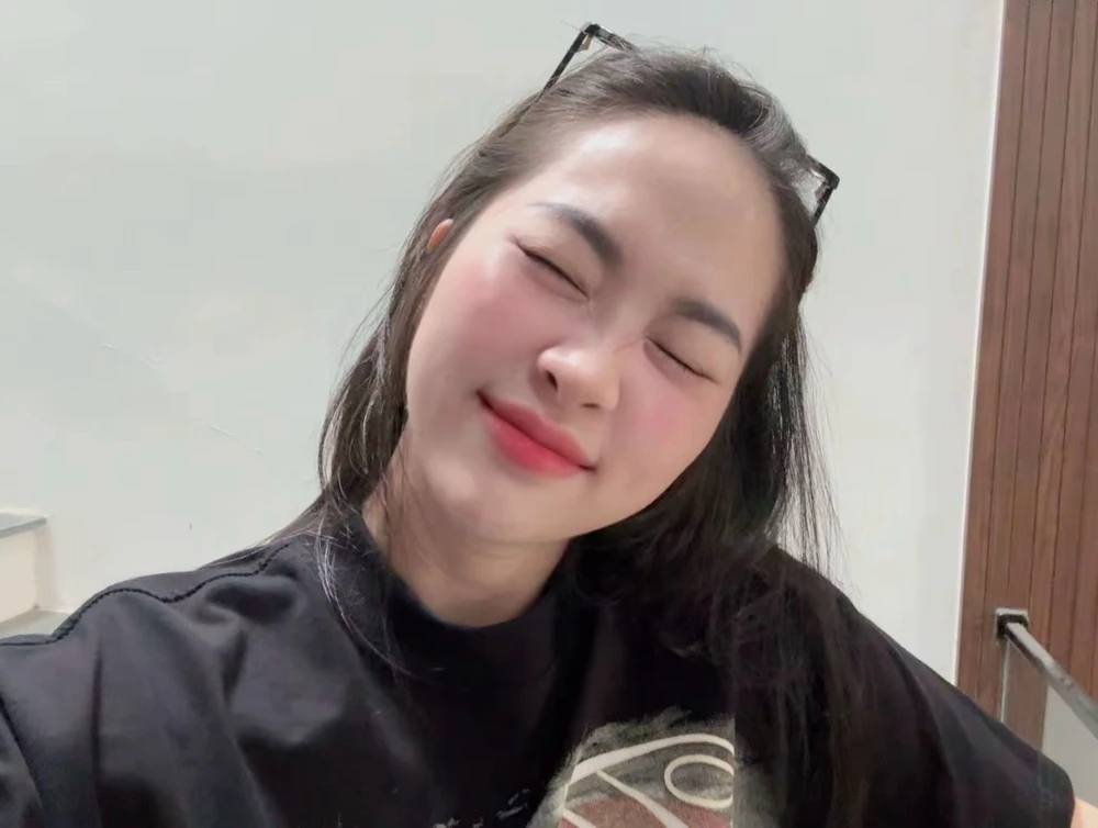 GIF uploaded by Hana