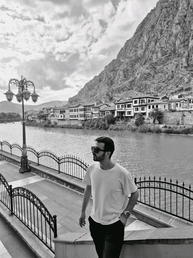 GIF uploaded by OGÜN
