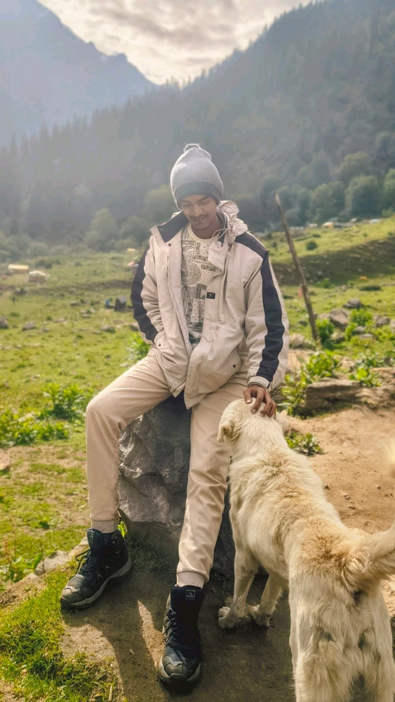 GIF uploaded by Yash