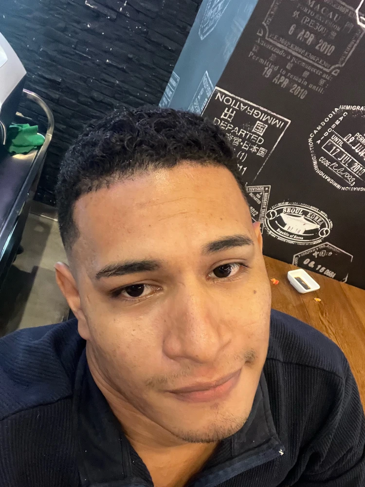 GIF uploaded by Carlos