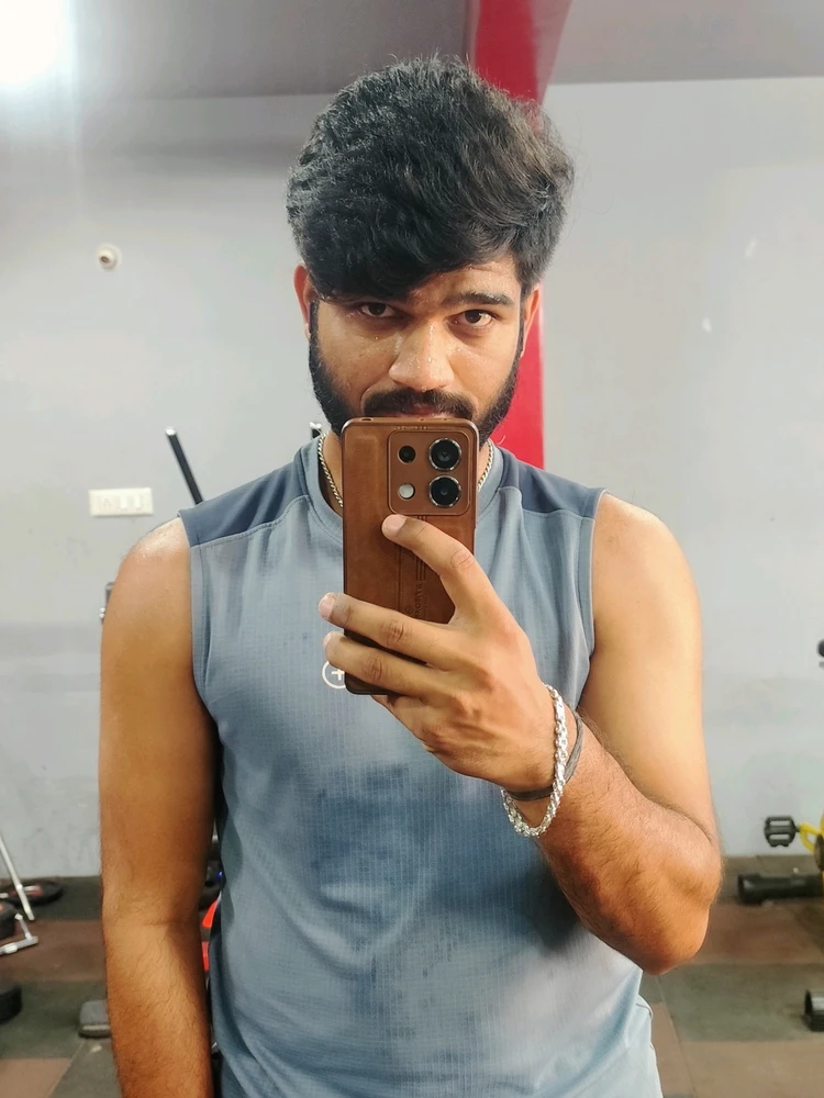 GIF gi-upload ni Naveen Kumar SS