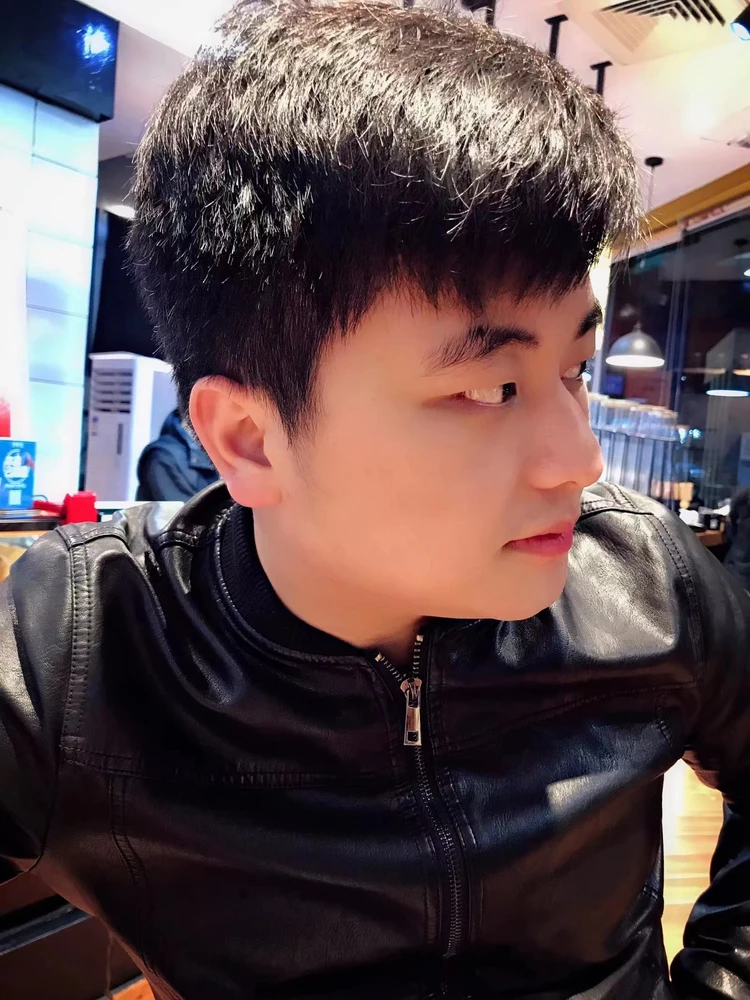 GIF uploaded by Lin