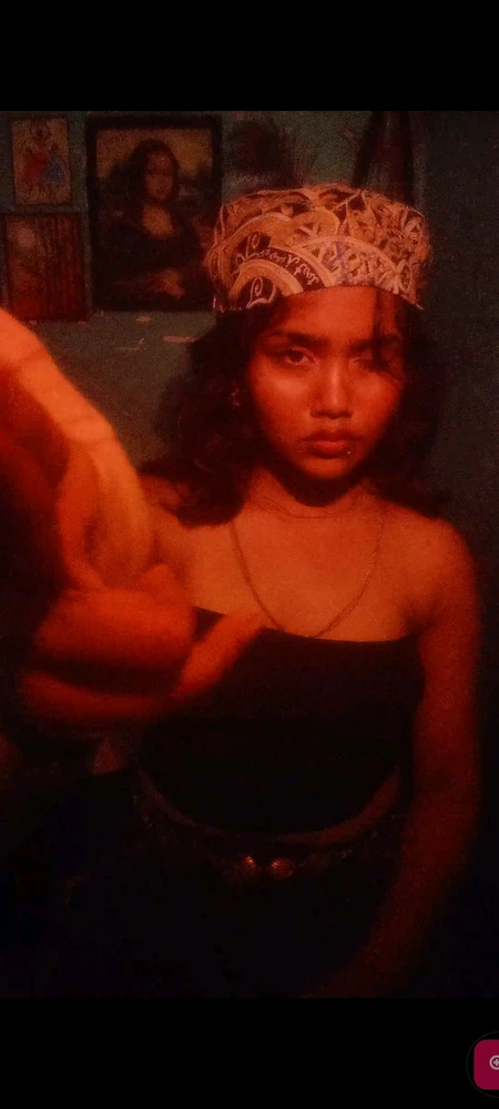 GIF uploaded by Àkangsha
