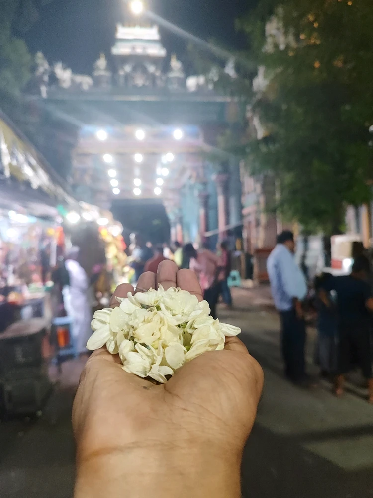 GIF được Suraj tải lên