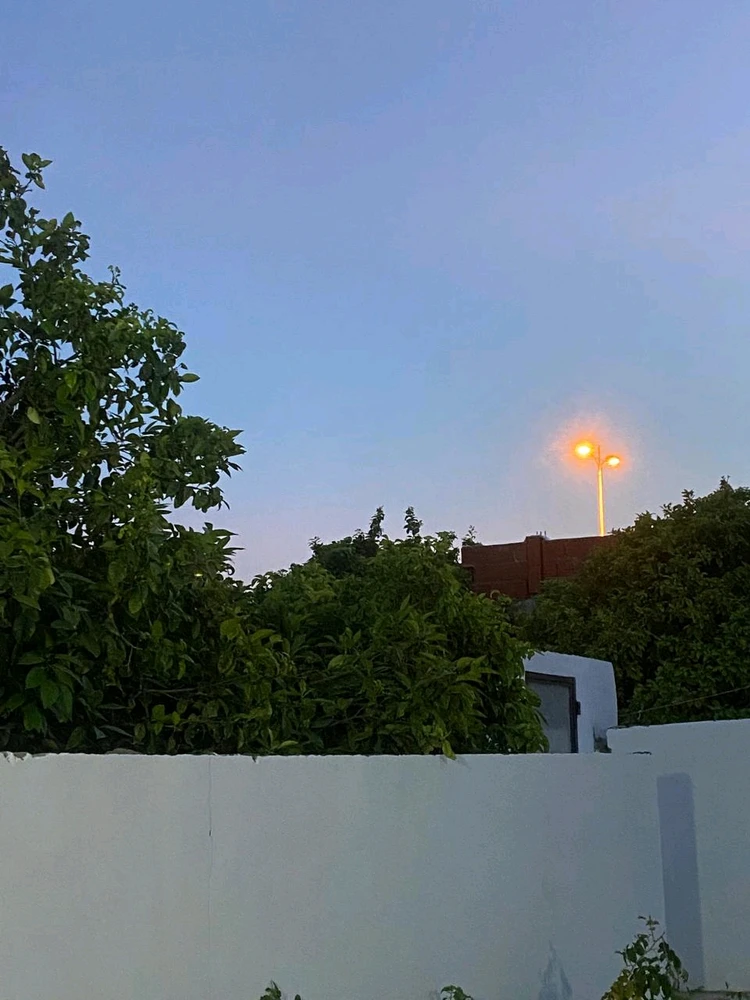 GIF diunggah ku Varah