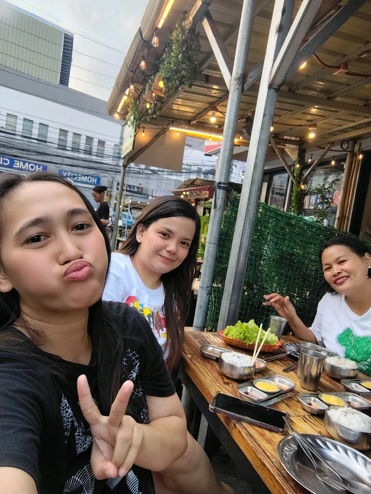 GIF uploaded by Bestie