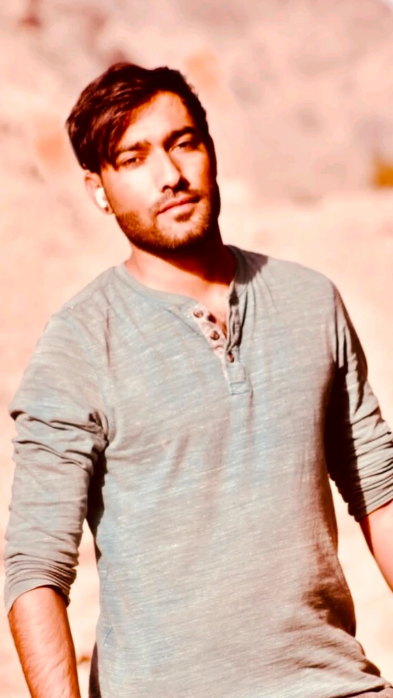 GIF آپلود شده توسط MRj