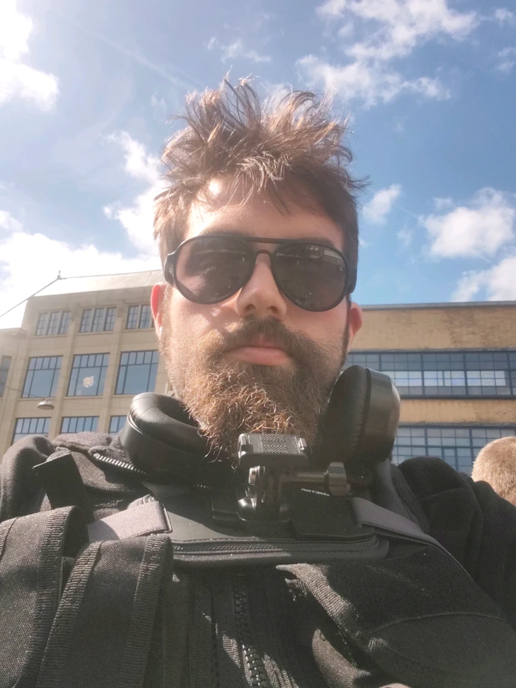 GIF uploaded by Ferdi