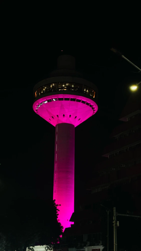 GIF uploaded by Chintz