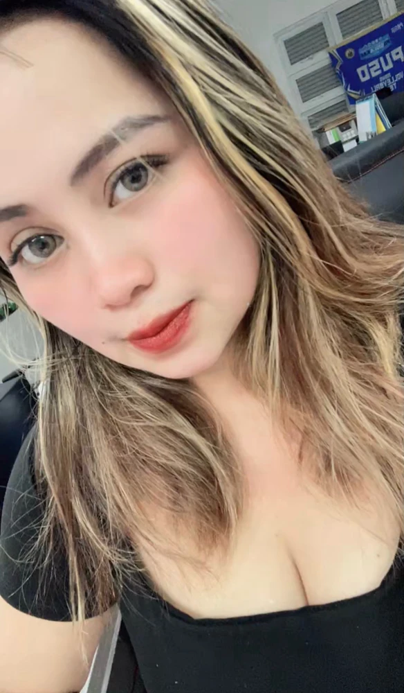 Ashiona上传的GIF