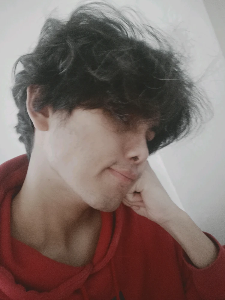GIF uploaded by Takuma